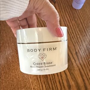 Body Firm Crêpe Erase Body Repair Treatment - White